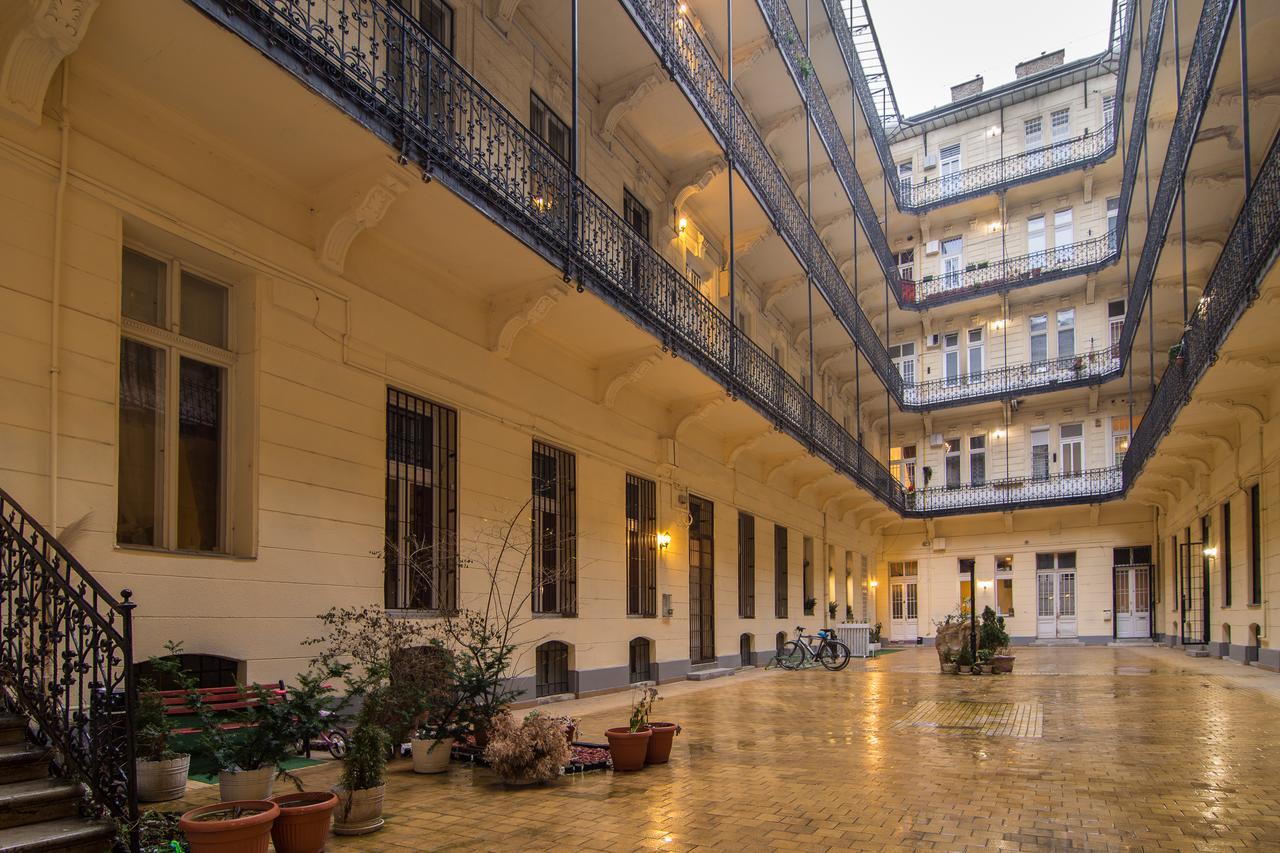 Budapest Four Seasons Apartments Exterior photo